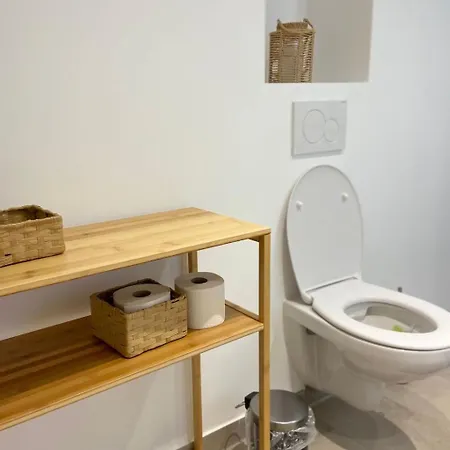 In Zentraler Lage - Nur Wenige Minuten Zum Und Stadt By Interhome Apartment Gmunden