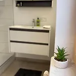 In Zentraler Lage - Nur Wenige Minuten Zum Und Stadt By Interhome Apartmán *