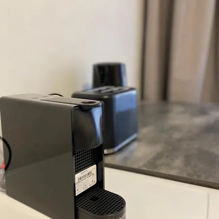 In Zentraler Lage - Nur Wenige Minuten Zum Und Stadt By Interhome *